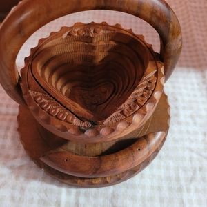 Collapsible wooden heart basket